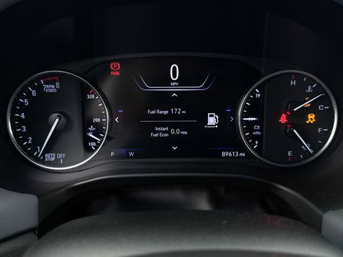 Used 2022 Buick Enclave Premium AWD/4WD image 39