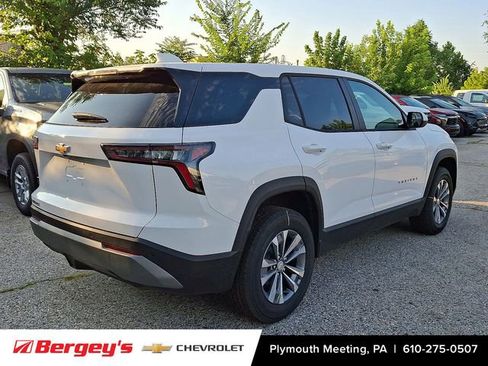 New 2026 Chevrolet Equinox LT image 3