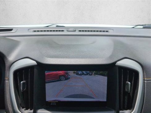 Used 2020 GMC Terrain SLT AWD/4WD image 13