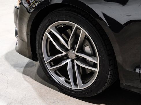 Used 2017 Audi A8 L 3.0T w/ Executive Package image 44