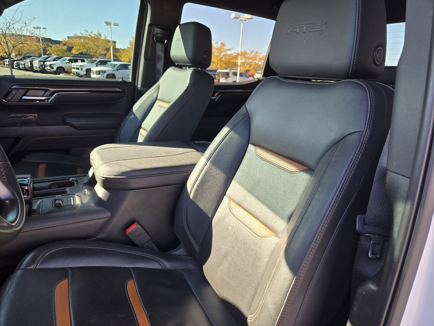 Used 2025 GMC Sierra 1500 AT4 AWD/4WD image 2