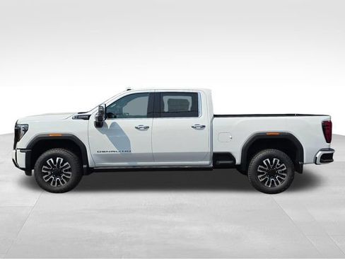 New 2026 GMC Sierra 2500 Denali Ultimate AWD/4WD image 2