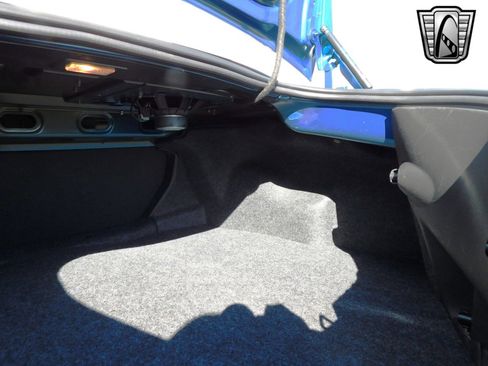 Used 2010 Chevrolet Camaro SS image 19