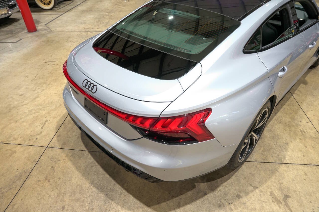 Used 2022 Audi e-tron GT Premium Plus w/ Performance Package AWD/4WD image 20