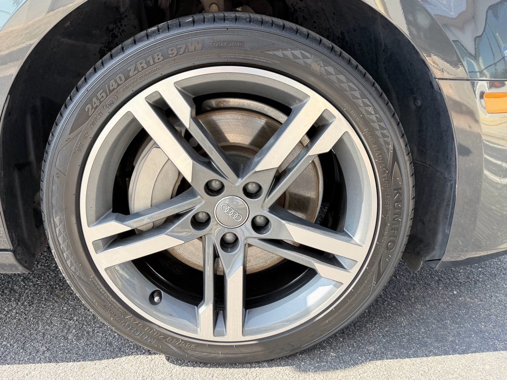 Used 2018 Audi A4 2.0T Prestige w/ Prestige Package AWD/4WD image 33