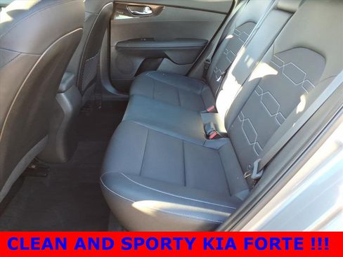 Used 2023 Kia Forte GT-Line w/ GT-Line Premium Package image 12