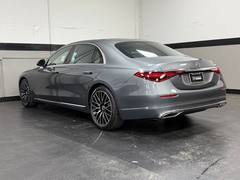 Used 2026 Mercedes-Benz S 580 4MATIC Sedan image 10