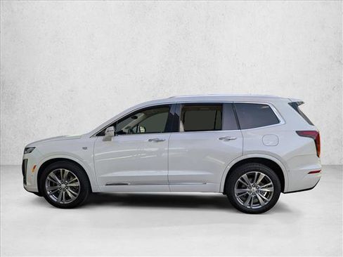 Used 2024 Cadillac XT6 Premium Luxury w/ Technology Package AWD/4WD image 8