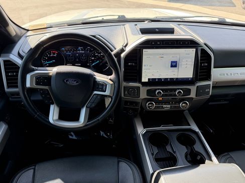 Used 2022 Ford F350 Lariat w/ Lariat Value Package AWD/4WD image 13