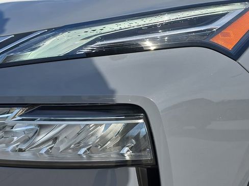 Used 2022 Nissan Rogue Platinum image 35