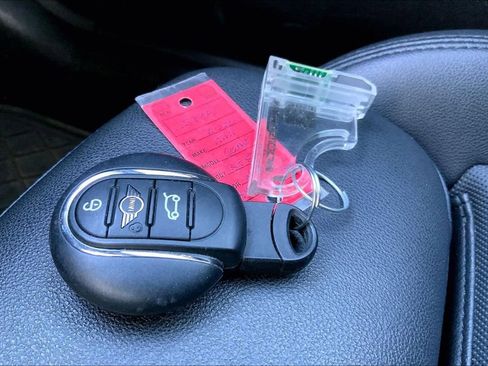 Certified 2023 MINI Cooper S image 8