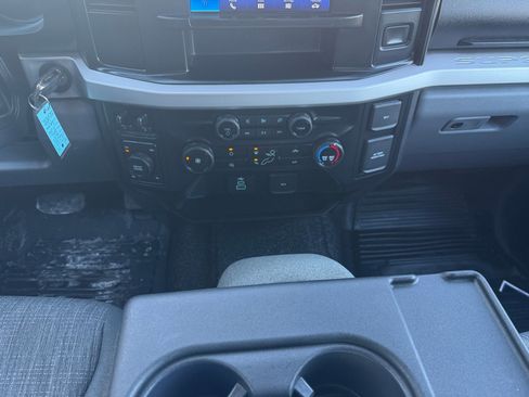 Used 2024 Ford F350 XLT w/ FX4 Off-Road Package image 11