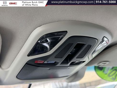 Used 2022 Subaru Outback Premium image 29