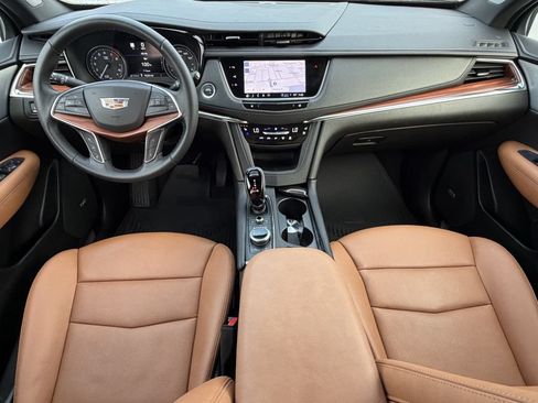 Used 2024 Cadillac XT5 Premium Luxury w/ Technology Package FWD image 12