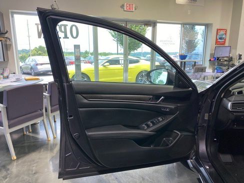 Used 2019 Honda Accord EX-L image 12