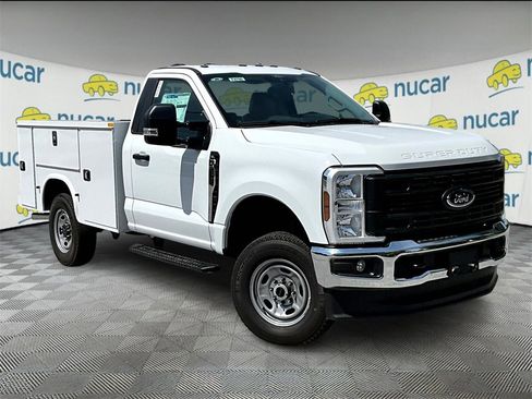New 2025 Ford F250 XL w/ XL Chrome Package image 1