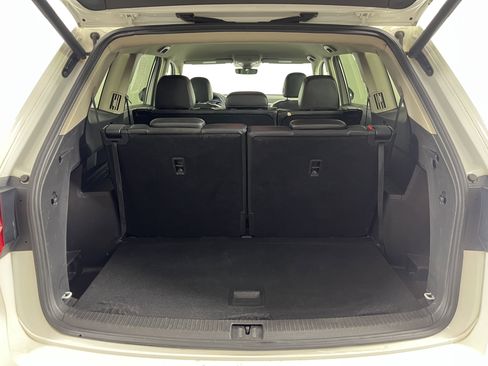 Used 2018 Volkswagen Atlas SE image 28