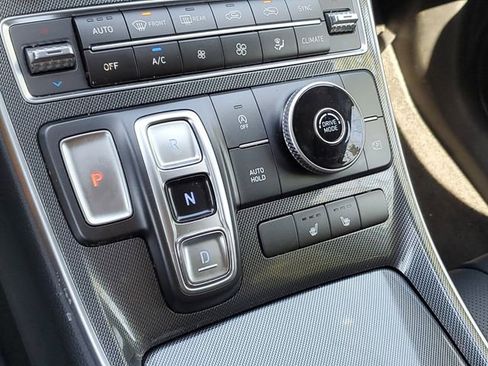 Used 2023 Hyundai Santa Fe XRT image 18