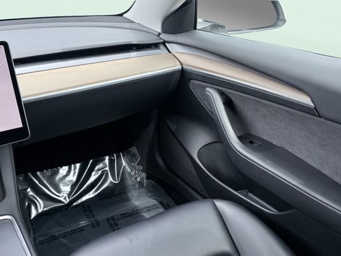 Used 2023 Tesla Model 3 Standard Range RWD image 49