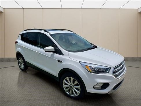 Used 2019 Ford Escape SEL AWD/4WD image 8