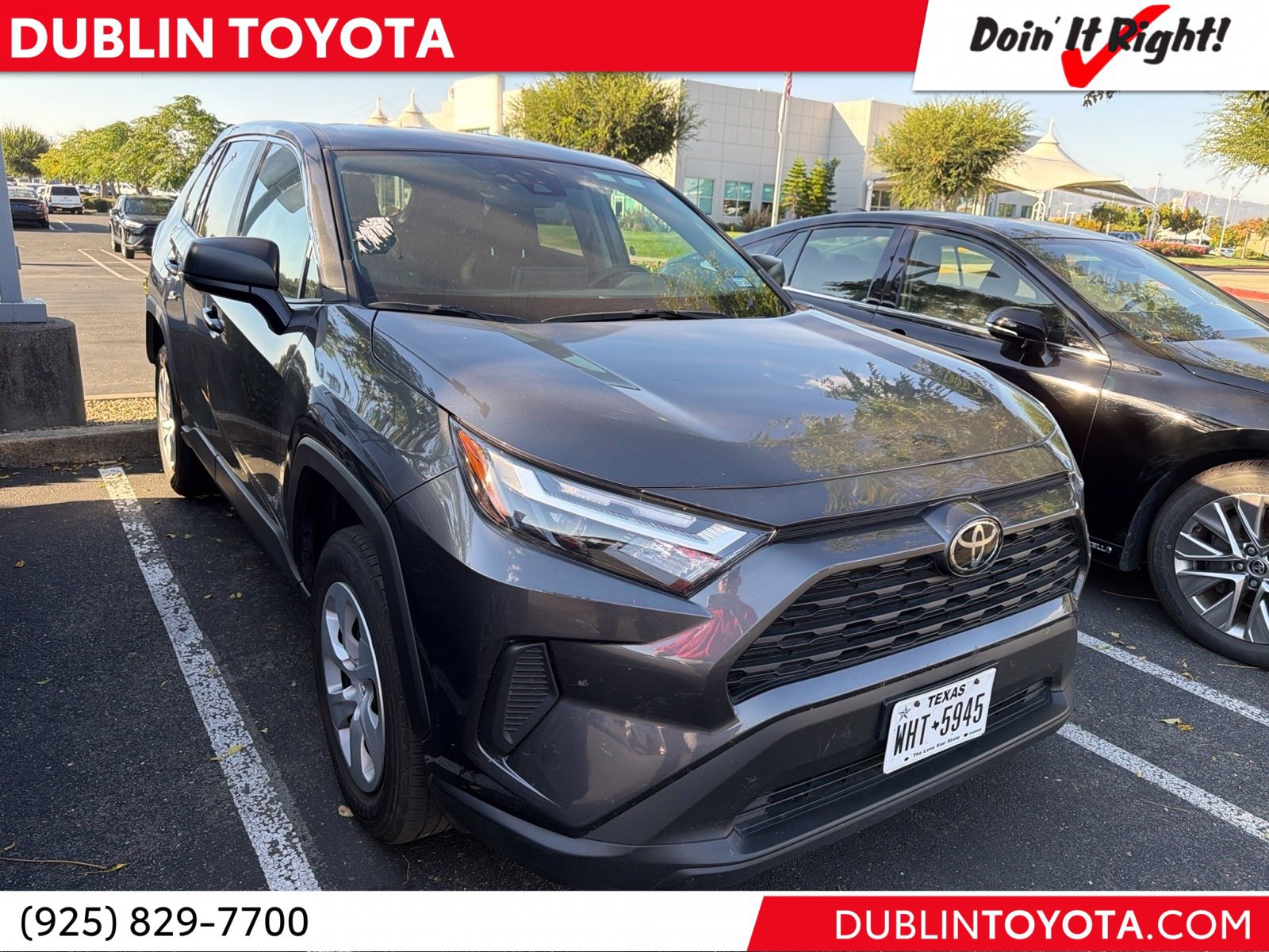 Certified 2025 Toyota RAV4 LE AWD/4WD image 1
