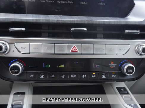 Used 2024 Kia Telluride EX AWD/4WD image 8