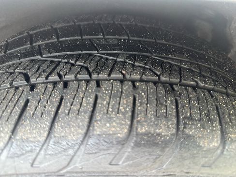 Used 2010 Ford Mustang Coupe image 11