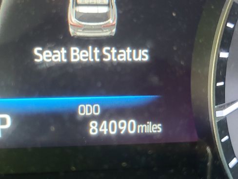 Used 2020 Toyota Highlander XLE image 26