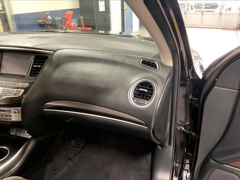 Used 2019 INFINITI QX60 Luxe w/ Essential Package AWD/4WD image 13