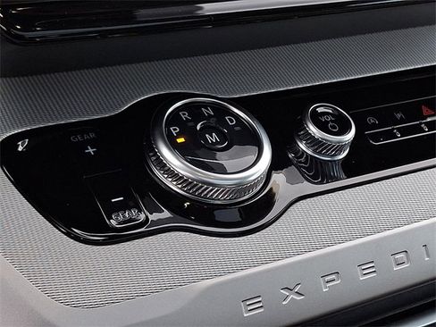 New 2025 Ford Expedition Max Active image 10