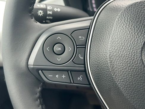 Certified 2026 Toyota Corolla SE FWD image 33