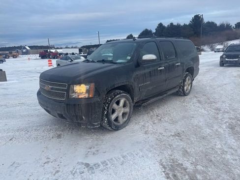 Used 2013 Chevrolet Suburban LS w/ All-Star Edition image 7