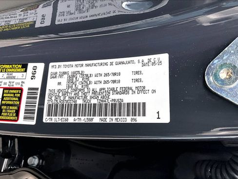 Used 2025 Toyota Tacoma 4x4 Double Cab Hybrid image 36