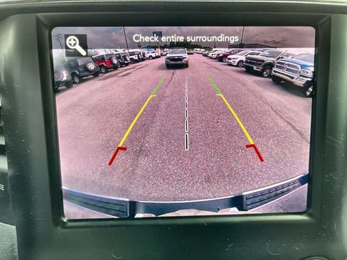 Used 2019 RAM 1500 Laramie AWD/4WD image 23