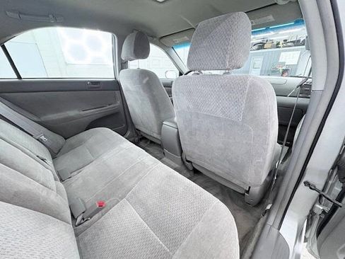 Used 2002 Toyota Camry LE image 14