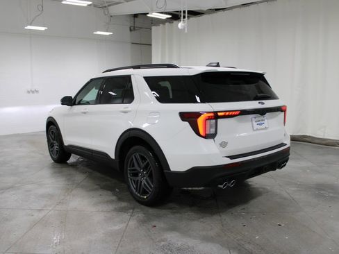 New 2026 Ford Explorer ST w/ Sun And Sound Package image 6