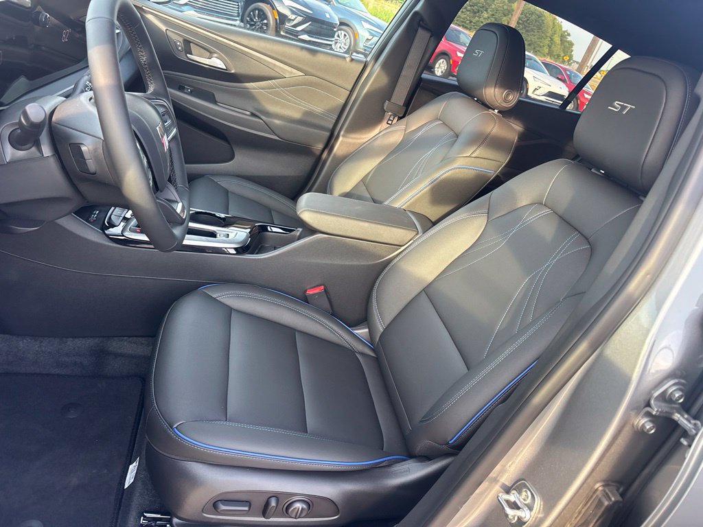 New 2026 Buick Envista Sport Touring w/ Convenience I Package FWD image 13