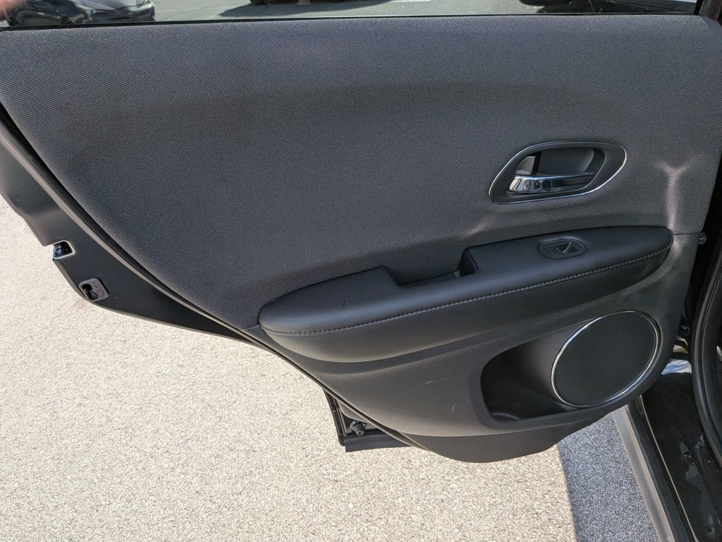 Used 2022 Honda HR-V EX image 22