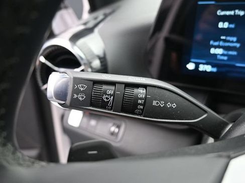 Used 2025 Chevrolet Equinox LT FWD image 21