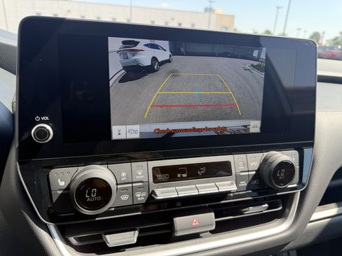 Certified 2024 Toyota Grand Highlander AWD image 13