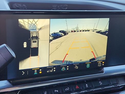 Used 2024 Chevrolet Silverado 3500 High Country w/ Technology Package image 14