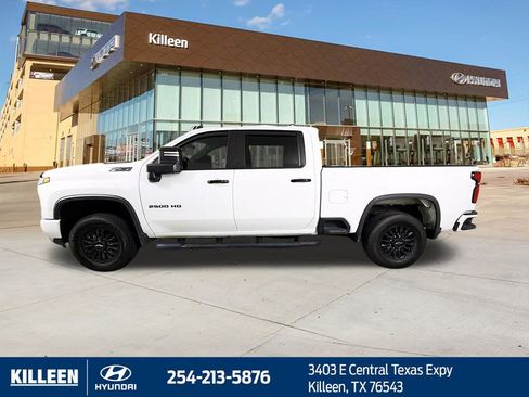 Used 2024 Chevrolet Silverado 2500 LT w/ Z71 Sport Edition AWD/4WD image 4