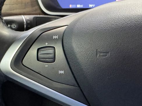 Used 2017 Tesla Model S 75 image 18