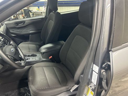Certified 2024 Ford Escape Active image 13