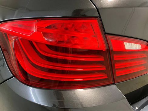 Used 2014 BMW 528i xDrive Sedan AWD/4WD image 28