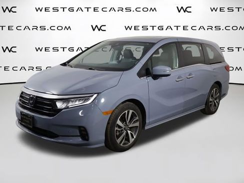 Used 2023 Honda Odyssey Touring image 1