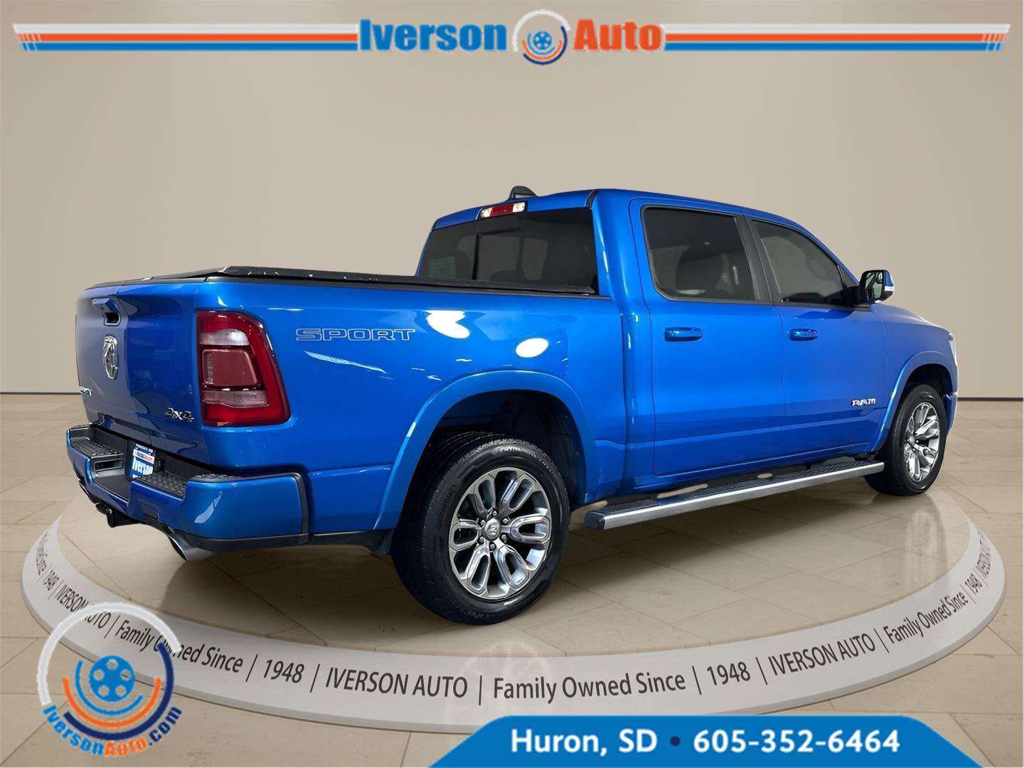 Used 2021 RAM 1500 Laramie w/ Sport Appearance Package AWD/4WD image 12