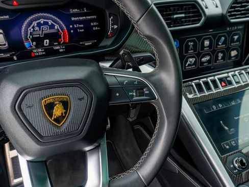 Used 2021 Lamborghini Urus AWD/4WD image 77