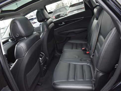 Used 2016 Kia Sorento EX w/ EX Touring Package image 21