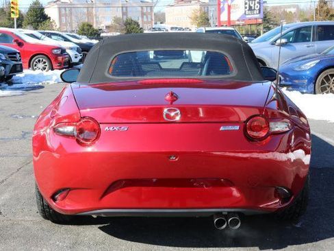 Used 2019 MAZDA MX-5 Miata Grand Touring image 6